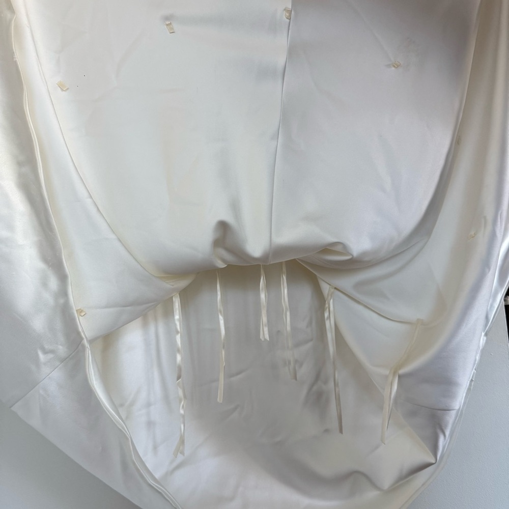 Chosen by KYHA Salacea Wedding Gown - Picture 11 of 14